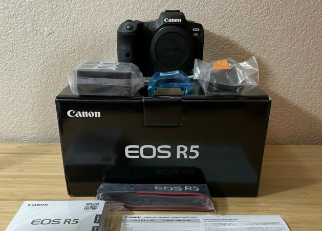 Canon EOS R5, Canon EOS R6, Nikon Z 7IIMirrorless Camera 