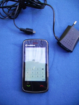 Cellulare  Touchscreen  Vodafon 547 Telefonia