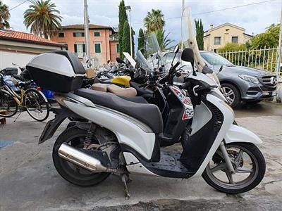 Honda SH 125 Moto e Scooter